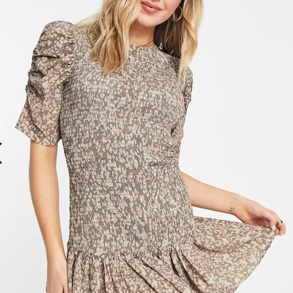 NWT French Connection Erika Drape Printed Smock Dress in Khaki, Size Small - Picture 3 of 7